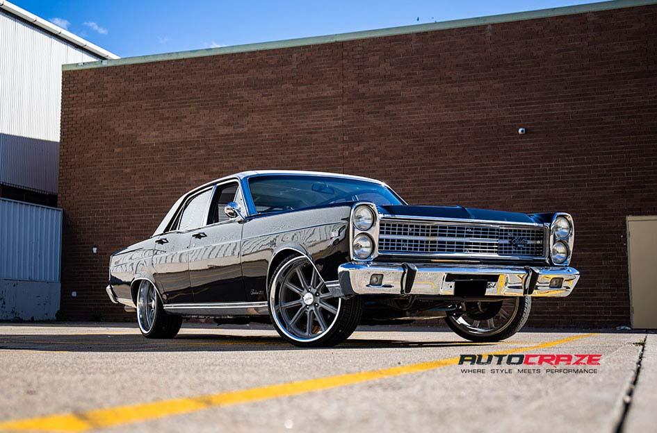 FORD-FAIRLANE-500-VN507-RODDER-VINTAGE-SILVER-CHROME-LIP